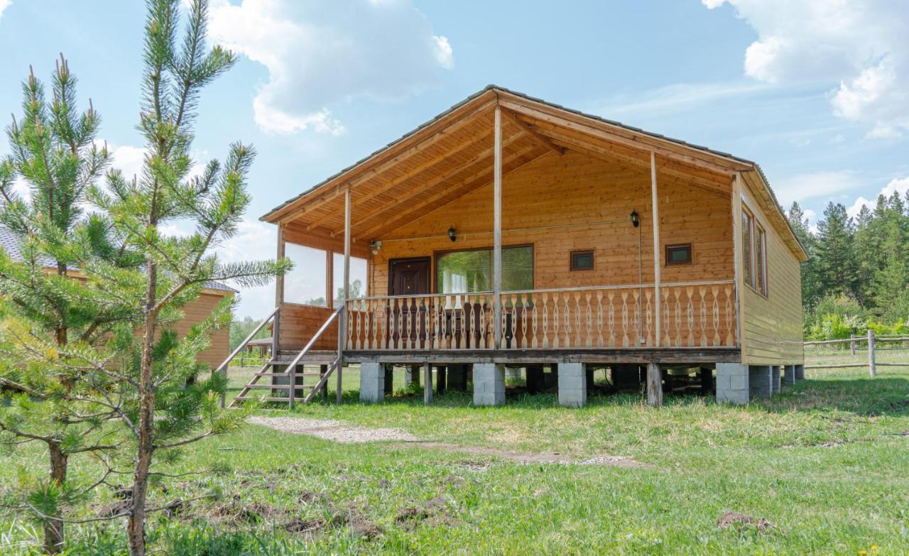 Земляничная Поляна Боровое Shchuchinskiy Exterior photo
