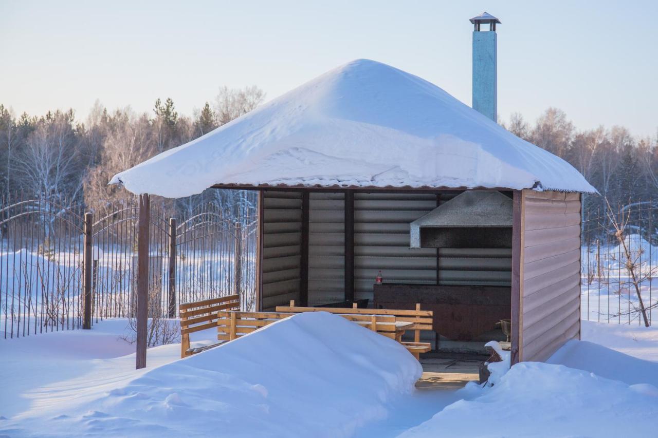 Земляничная Поляна Боровое Shchuchinskiy Exterior photo