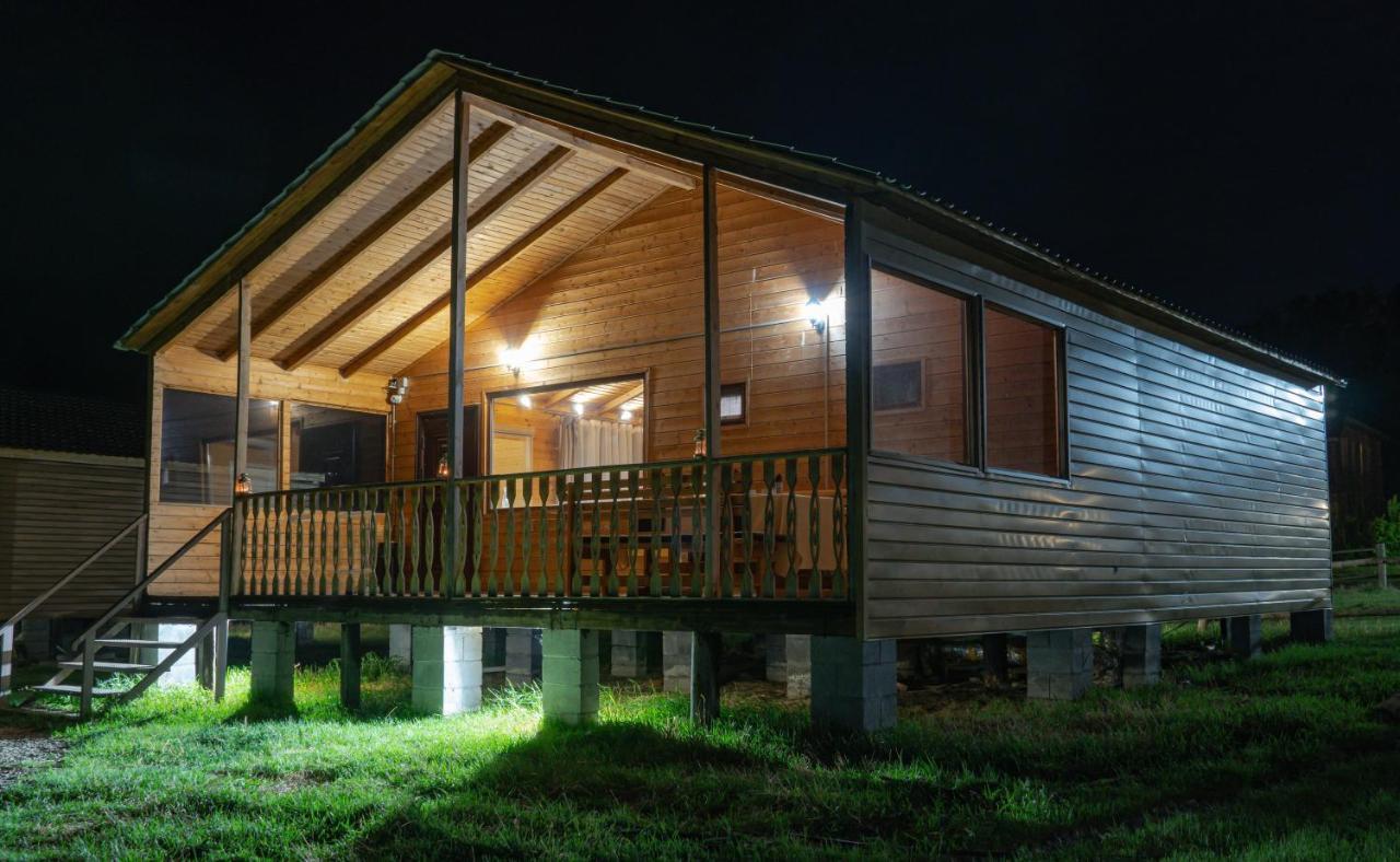 Земляничная Поляна Боровое Shchuchinskiy Exterior photo