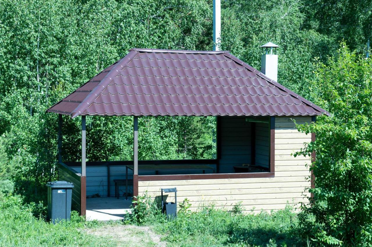 Земляничная Поляна Боровое Shchuchinskiy Exterior photo